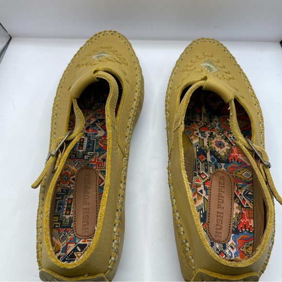 NWOB Hush Puppies Leather Moccasin Casual Comfort Strap Women’s Yellow size 11W - Picture 4 of 6